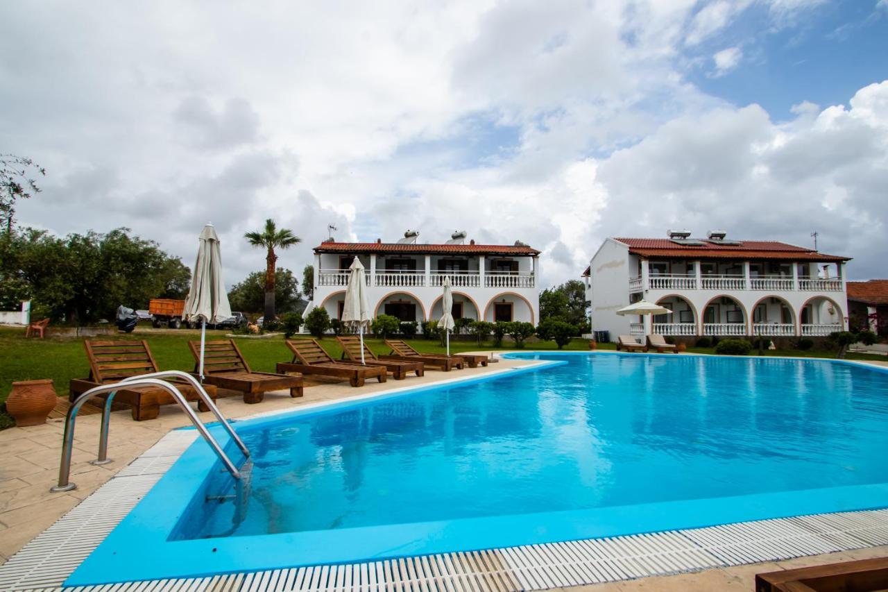 Zoi Apartmens Antonis Botsis เมซอนกิ ภายนอก รูปภาพ