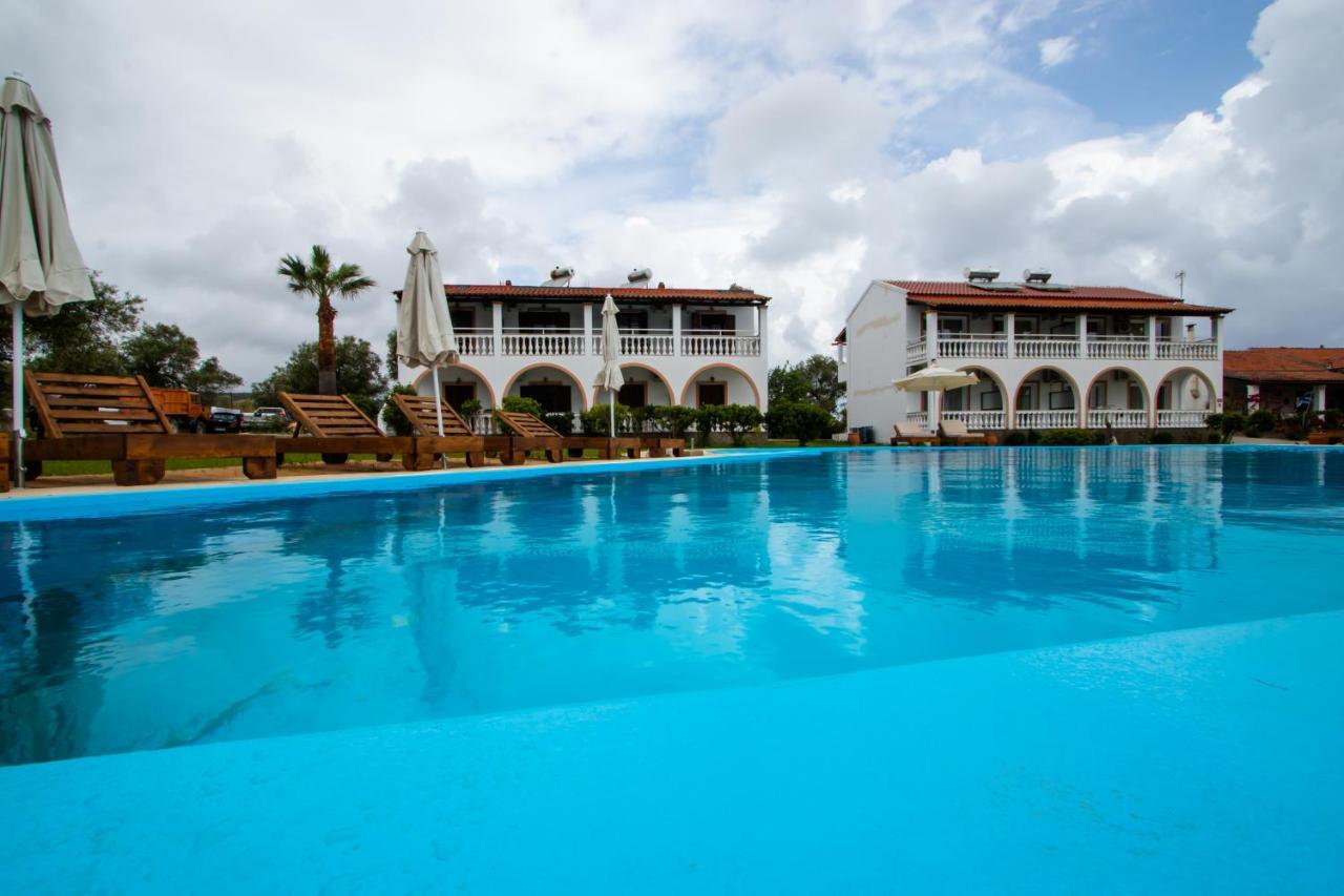 Zoi Apartmens Antonis Botsis เมซอนกิ ภายนอก รูปภาพ