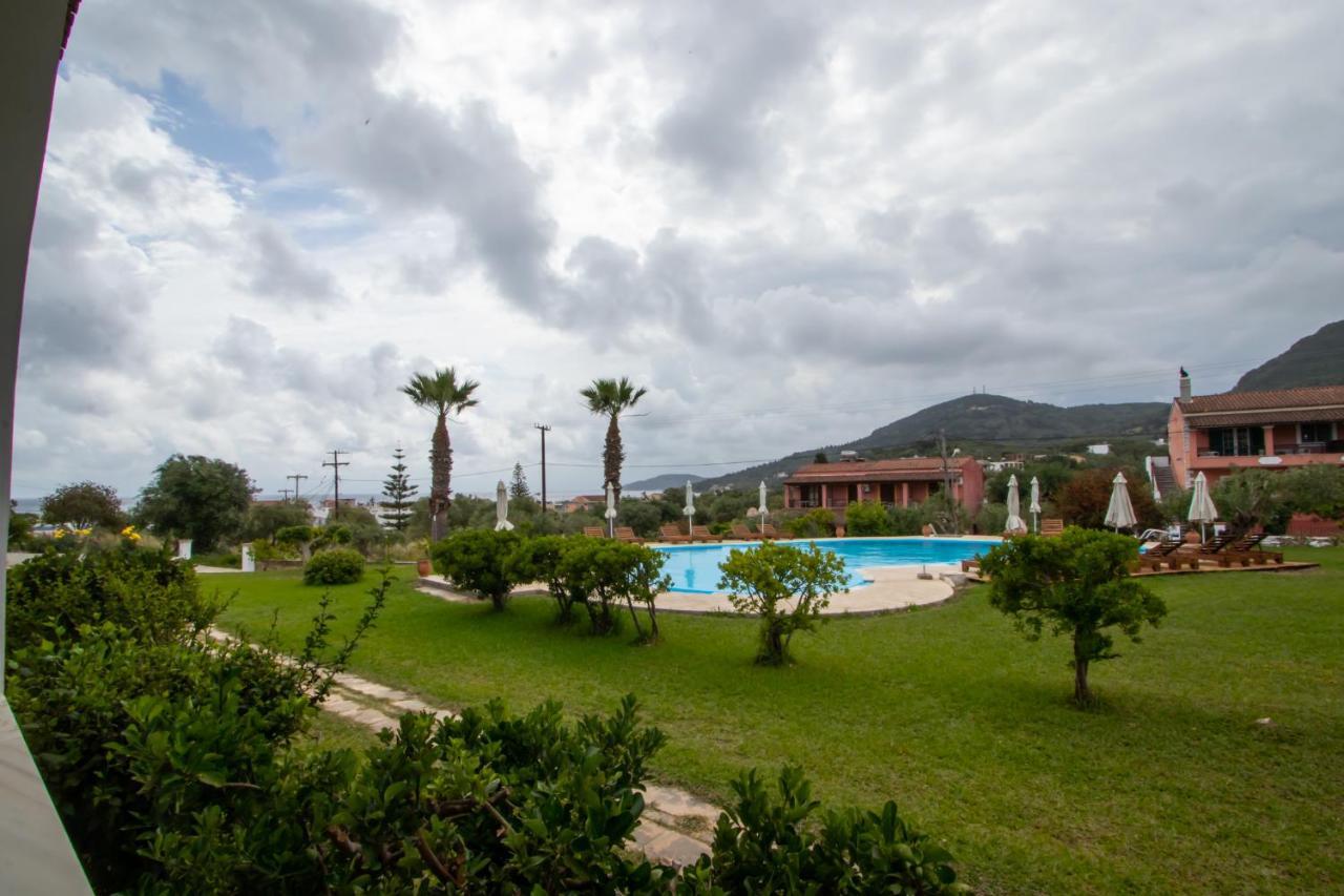 Zoi Apartmens Antonis Botsis เมซอนกิ ภายนอก รูปภาพ